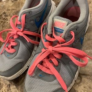 Nike Sneakers Revolution 2 women’s size 7